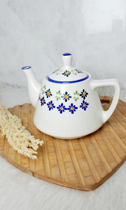 تصویر از مینایی قوری