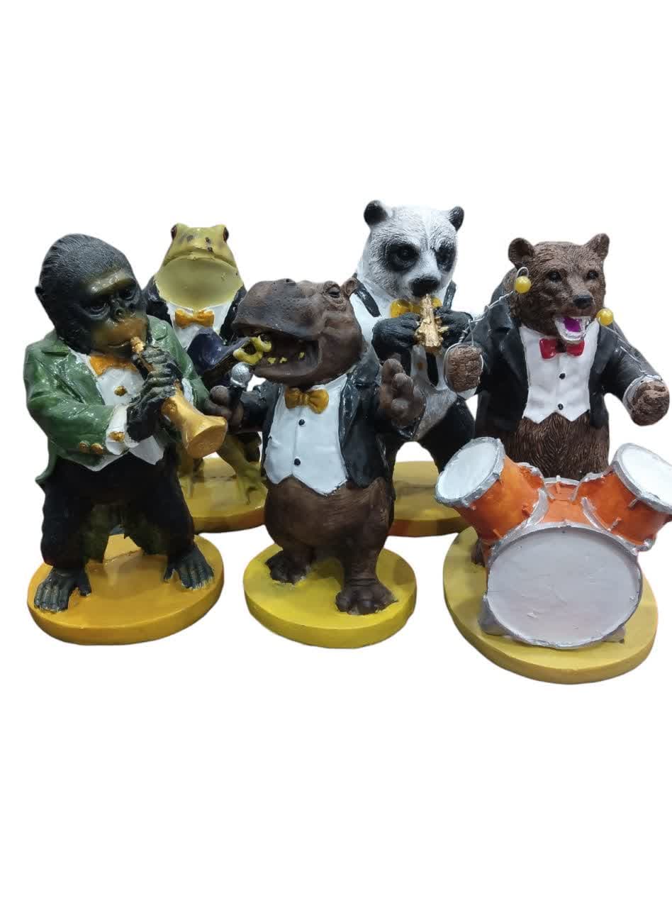 تصویر از نوازنده حیوانات