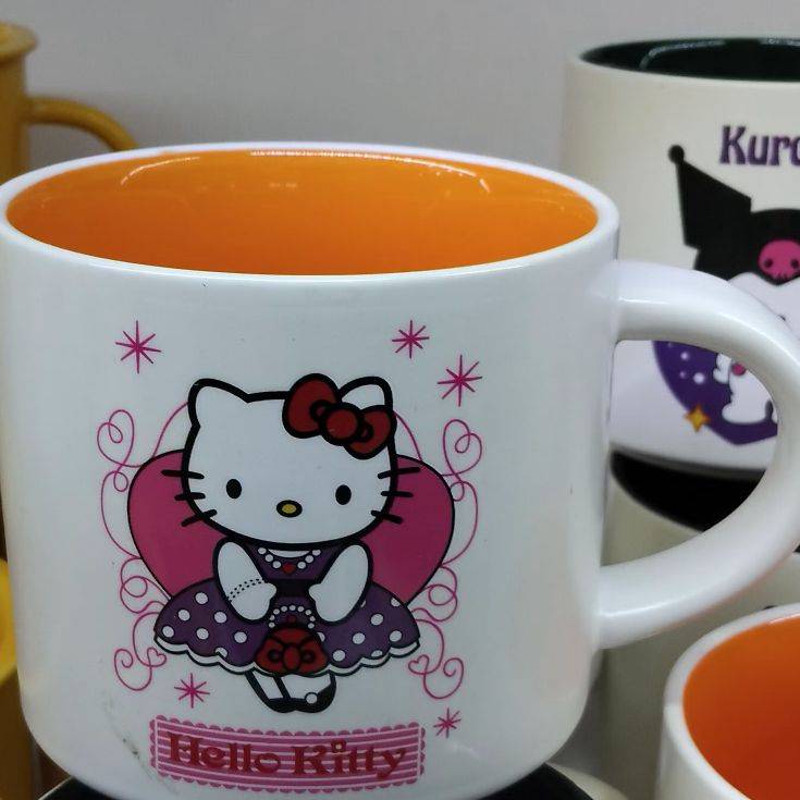 تصویر از ماگ خانواده کرومی