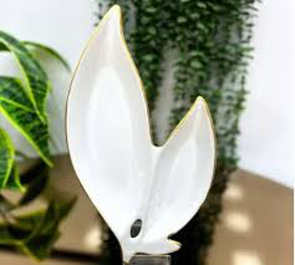 تصویر از اردوخوری برگ دوقلو