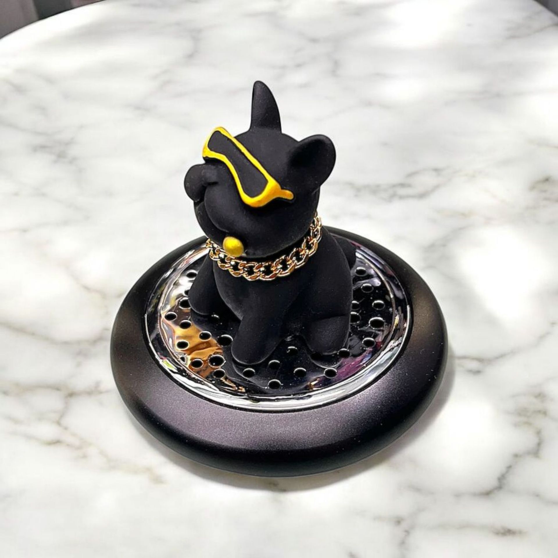 تصویر از خوشبو کننده خودرو  لاکچری