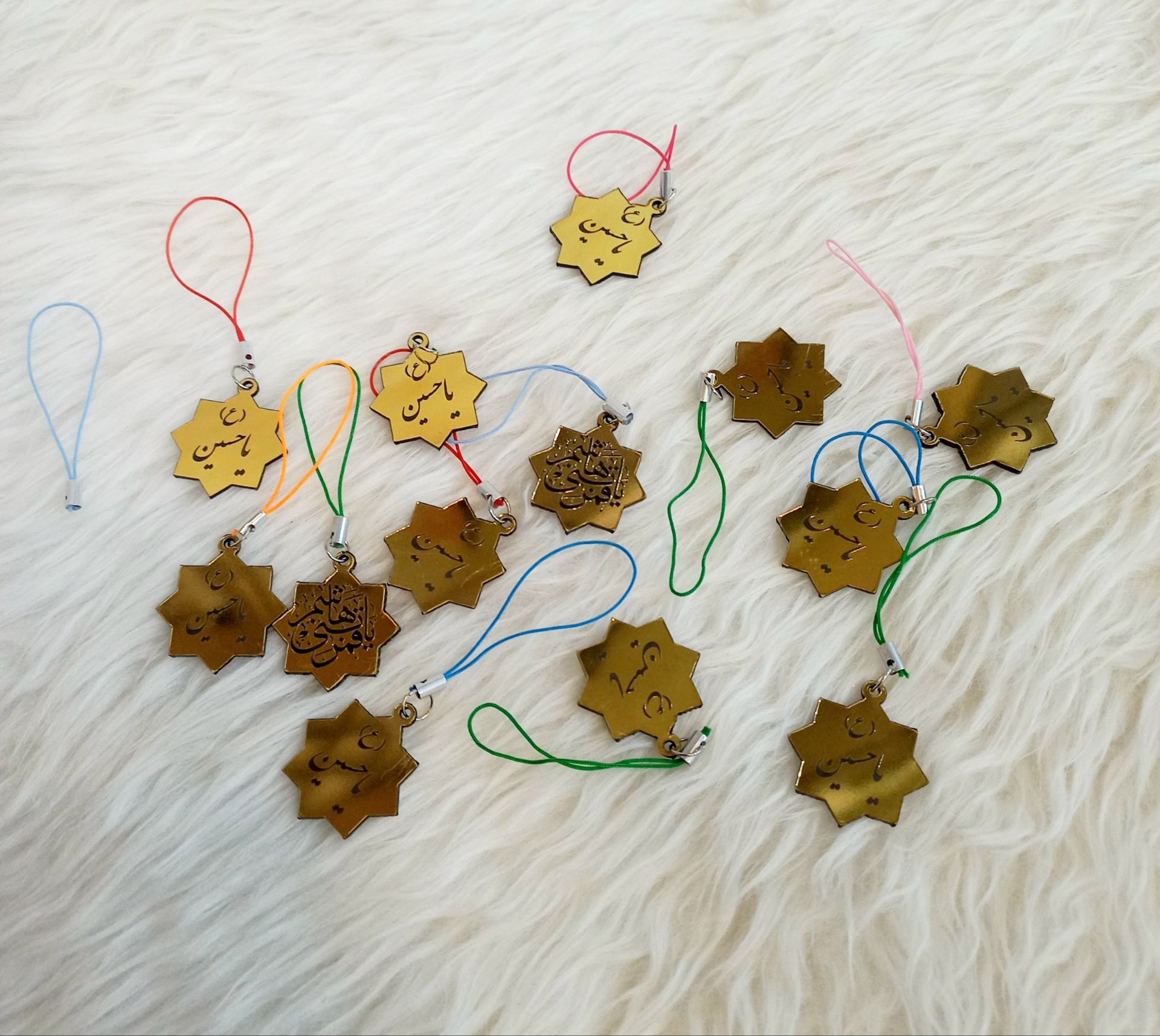 تصویر از آویز چند ضلعی