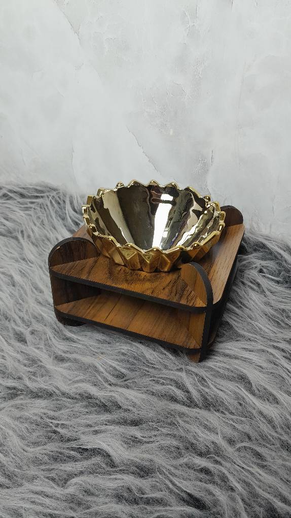 تصویر از سلنا تک